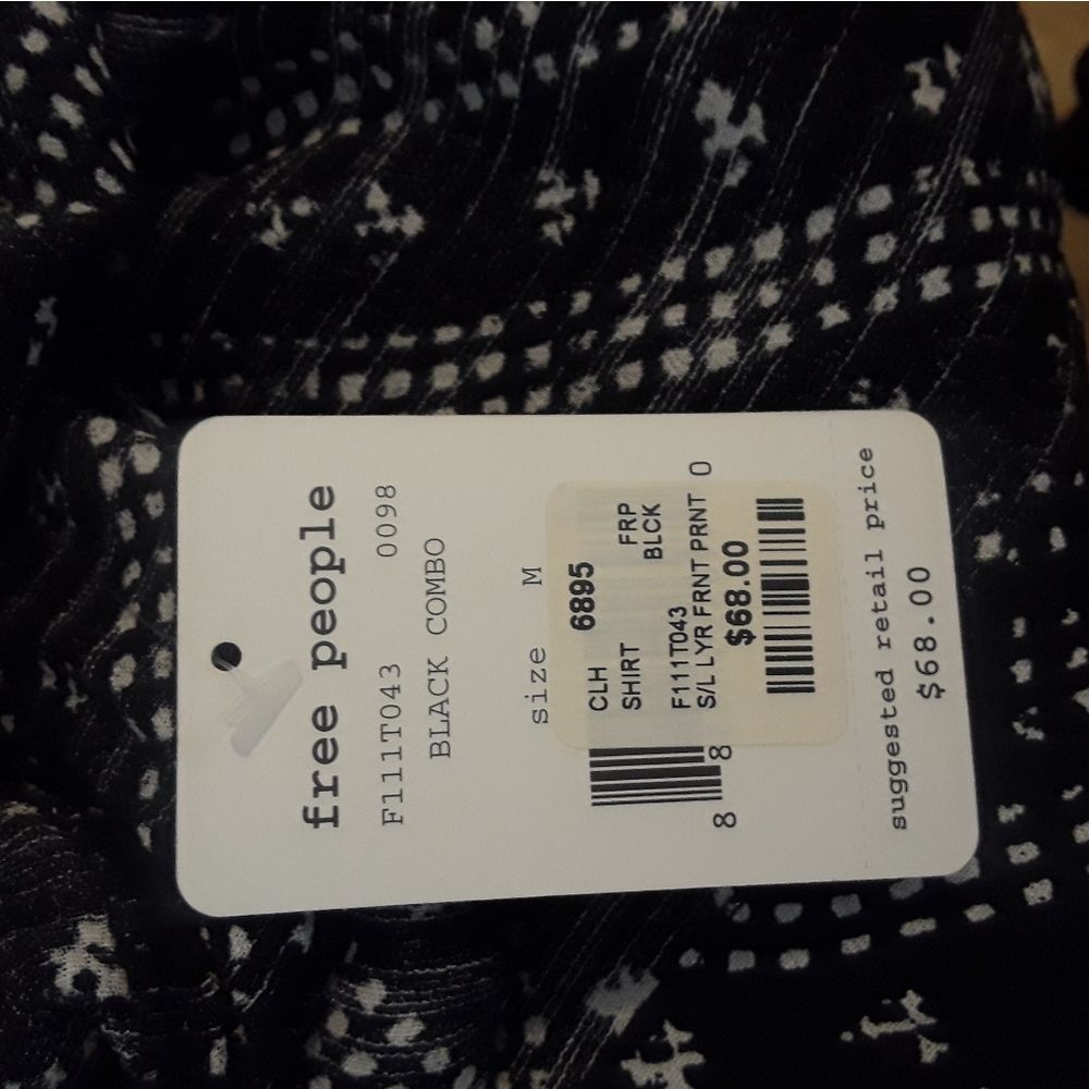 FREE PEOPLE BLACK AND WHITE PRINT TOP - Picture 7 of 7